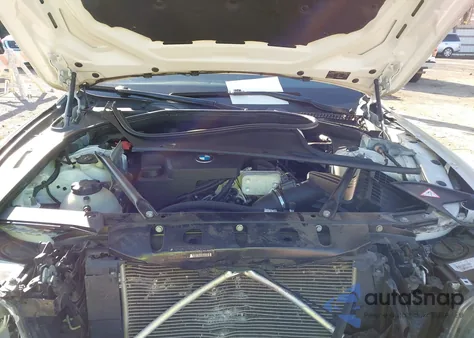 2013 BMW 528I xDrive z USA, uszkodzony, nr VIN WBAXH5C56DDW16907